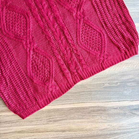 She + Sky Mock Neck Sleeveless Drop Shoulder Cable Sweater Vest Burgundy Size L - Picture 9 of 10